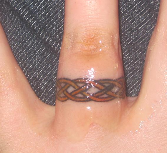 celtic love knot wedding ring tattoo